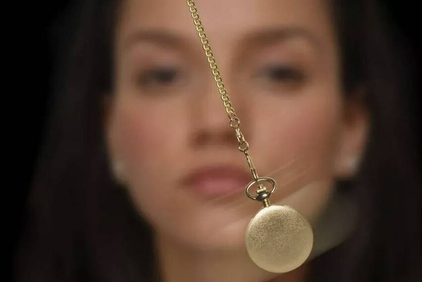 Как гипноз помогает справиться с детскими страхами: побеждаем монстров и страх темноты